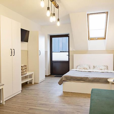 Apartamenty Nad Jeziorem Bialym Августів Екстер'єр фото