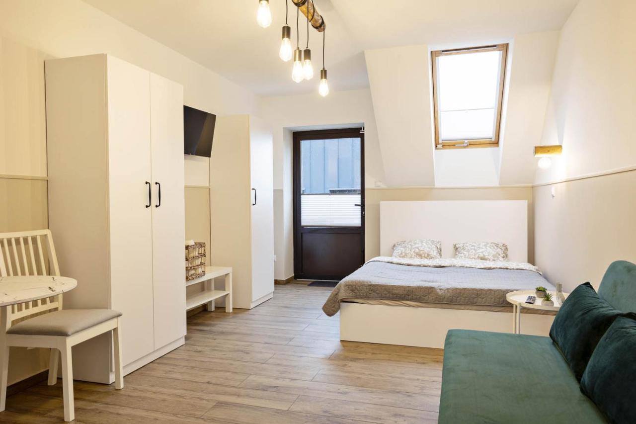 Apartamenty Nad Jeziorem Bialym Августів Екстер'єр фото